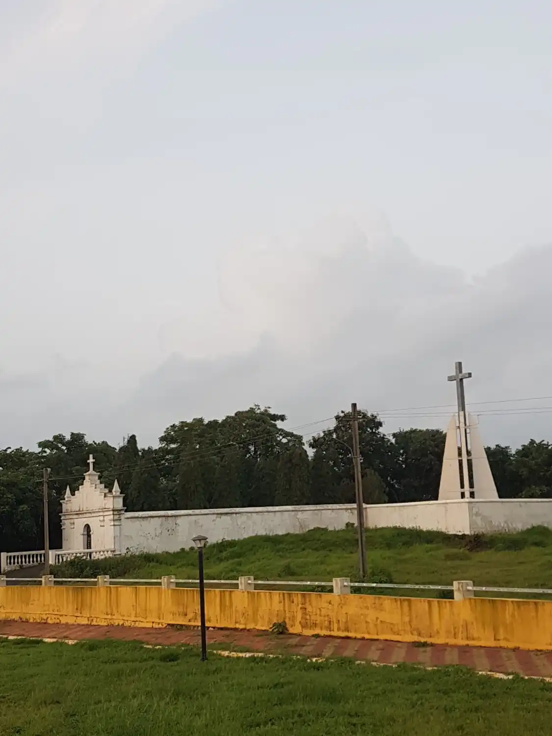 Chapel of St Lawrence附近的飯店