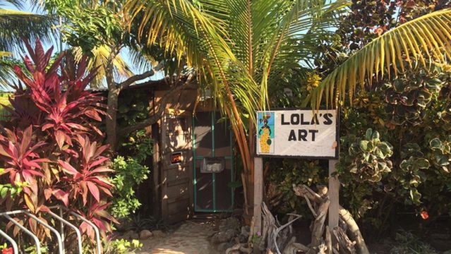 Lola's Art Gallery