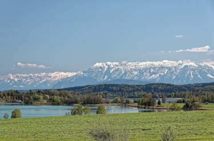 Hotels in Taching am See