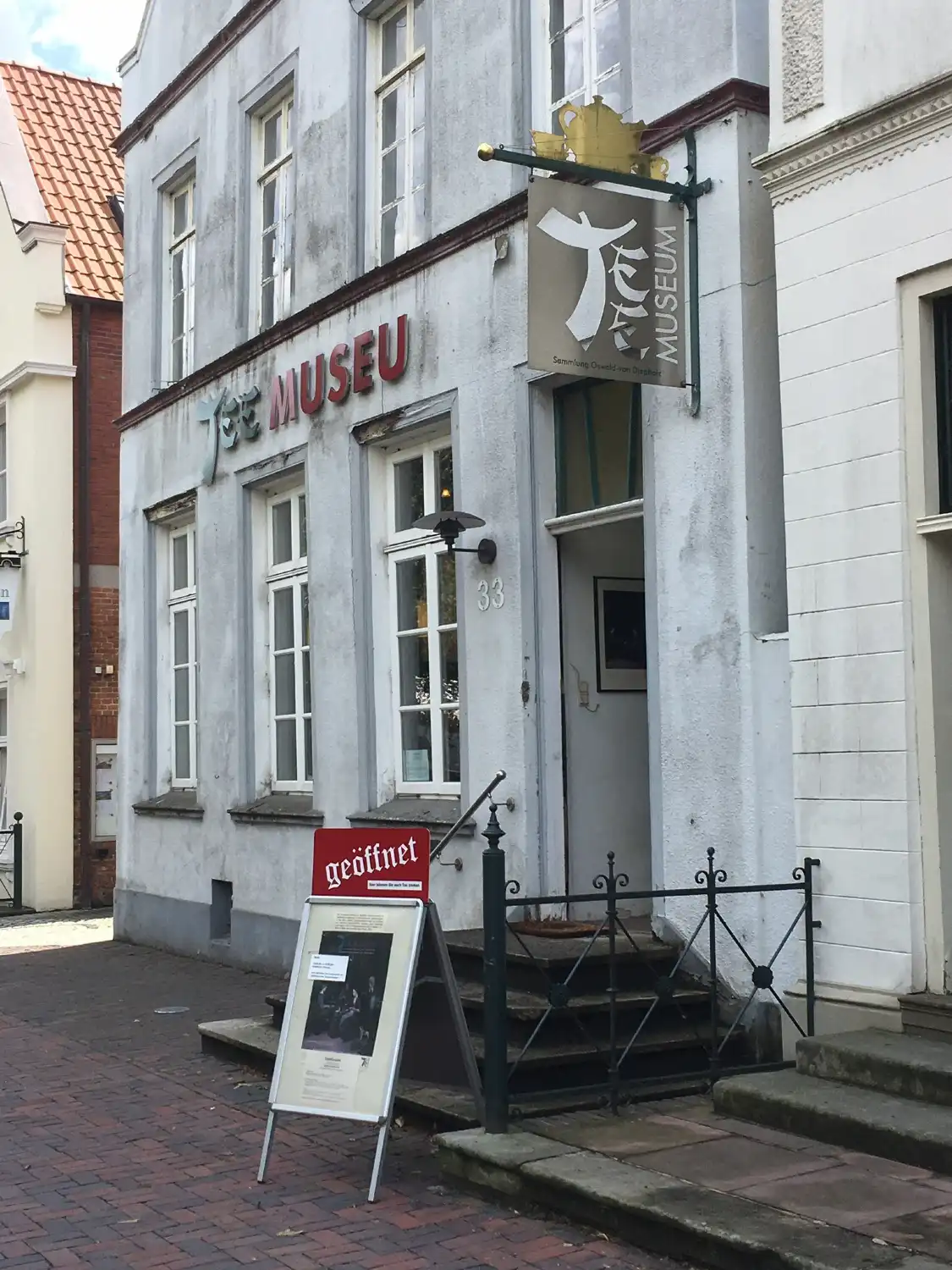 Hotels near Tea Museum collection Oswald von Diepholz