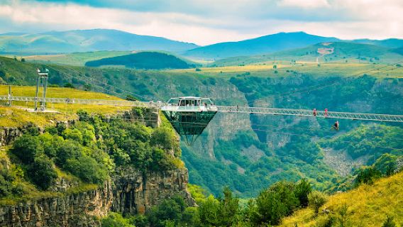 Dashbashi Down Waterfalls