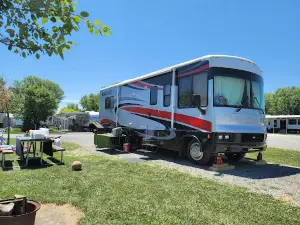 Huggy Bear Campground & RV Sales