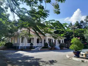 Khu tưởng niệm Nữ anh hùng Nguyễn Thị Út