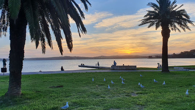 Warners Bay Foreshore Reserve