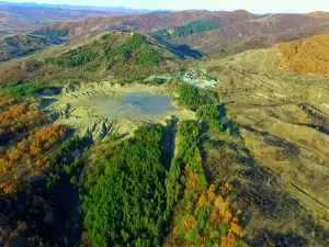 Vulcanii noroioși de la Berca - Fierbătorile