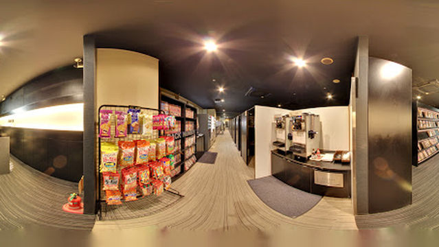 DiCE Oimachi – Internet & Manga Cafe