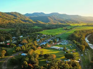 Finch Hatton Showground