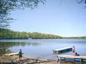 Half Moon Lake Resort