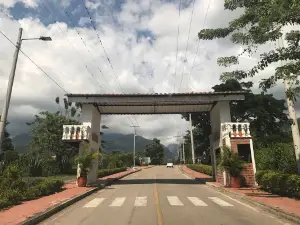 La Fuente De La Virgen Park