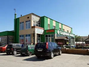 Sadovaya Lavka