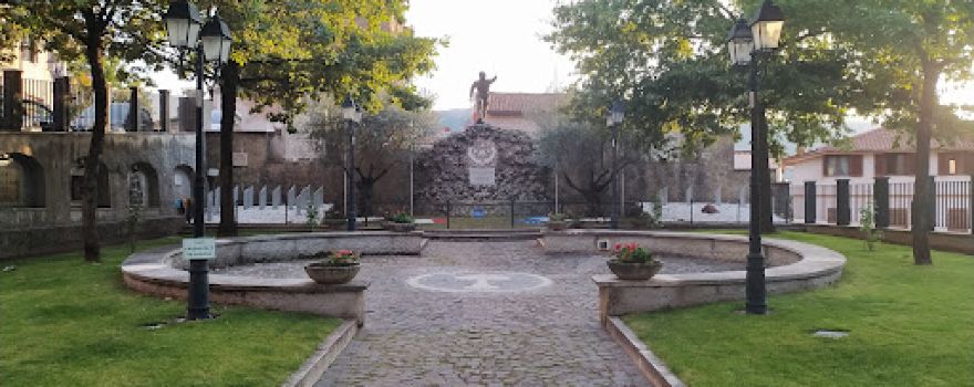 Giardino e Monumento ai Caduti