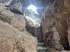 Goa Pongpok Landak