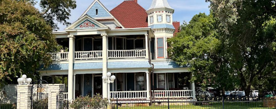 Historic Granbury Square