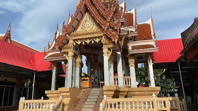 Wat Don Tako