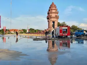 Independence Monument