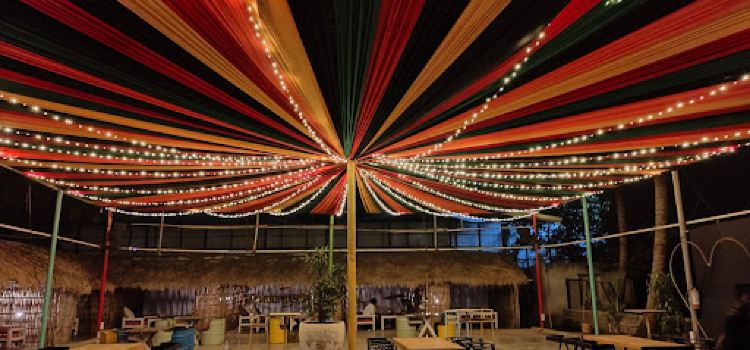 Mambo's Lakeside Cafe | Night Club |
