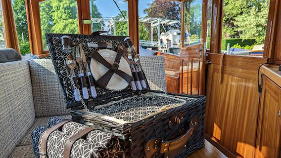 Privé rondvaart of boottocht op de Vecht - UwSalonboot