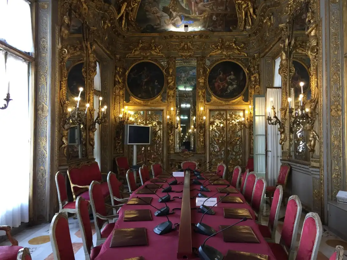 Hotels near Le Strade Nuove and the system of the Palazzi dei Rolli
