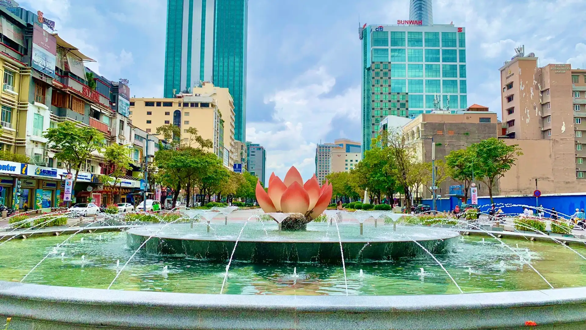 Hotels near Nguyen Hue Street