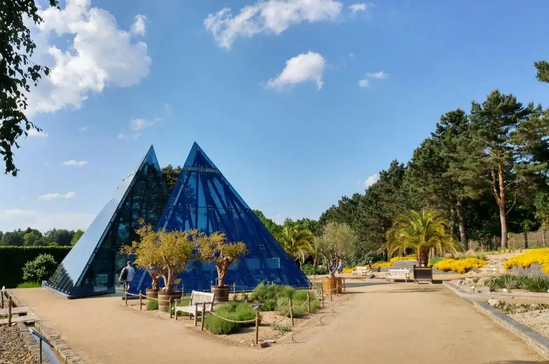 Hotels in der Nähe von Loki-Schmidt-Garten Botanischer Garten der Universität Hamburg