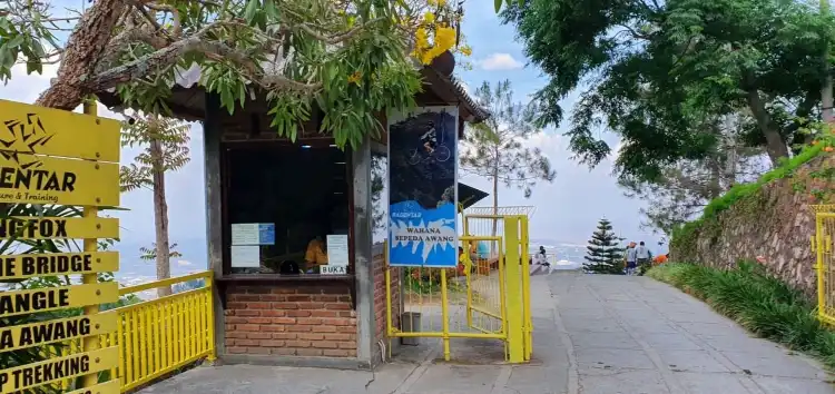 Hotels near Umbul Sidomukti