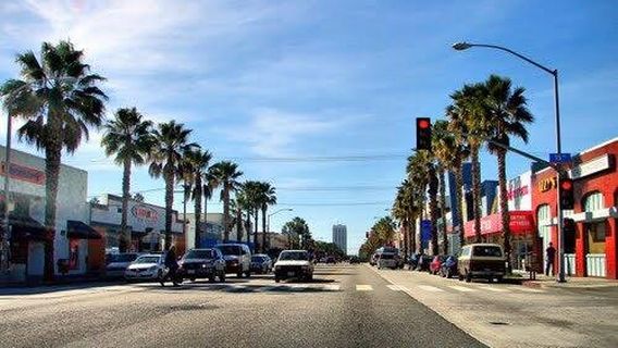 Santa Monica