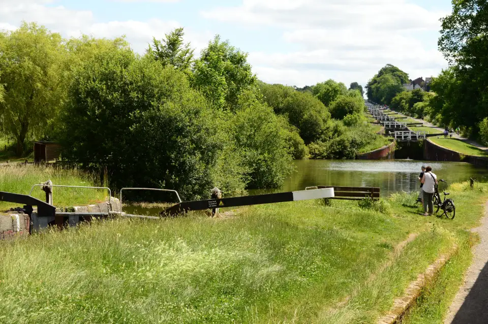 3_Caen Hill Locks