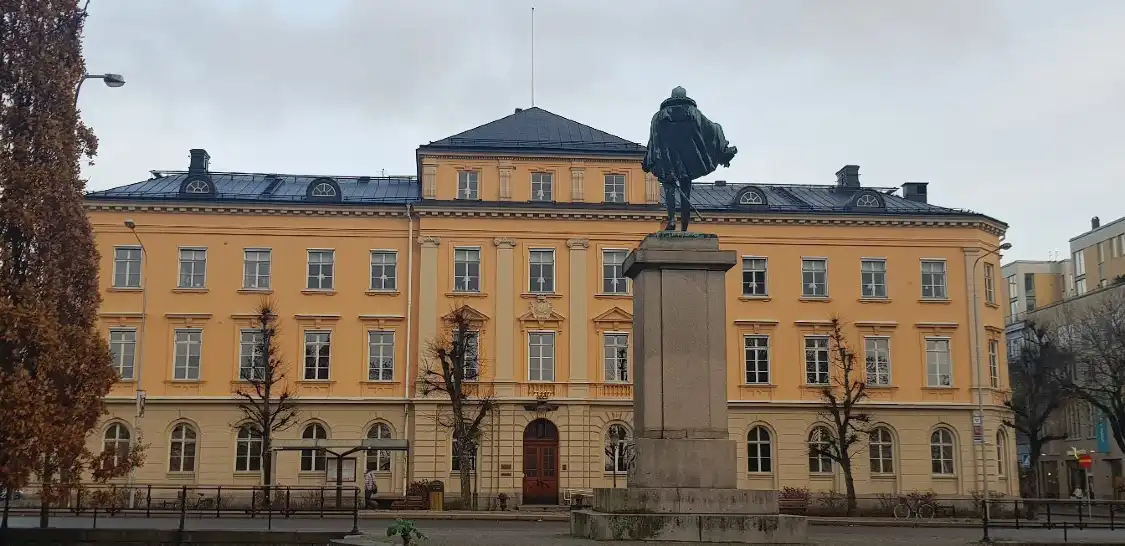 Hotels near Karl IX - Karlstads grundare