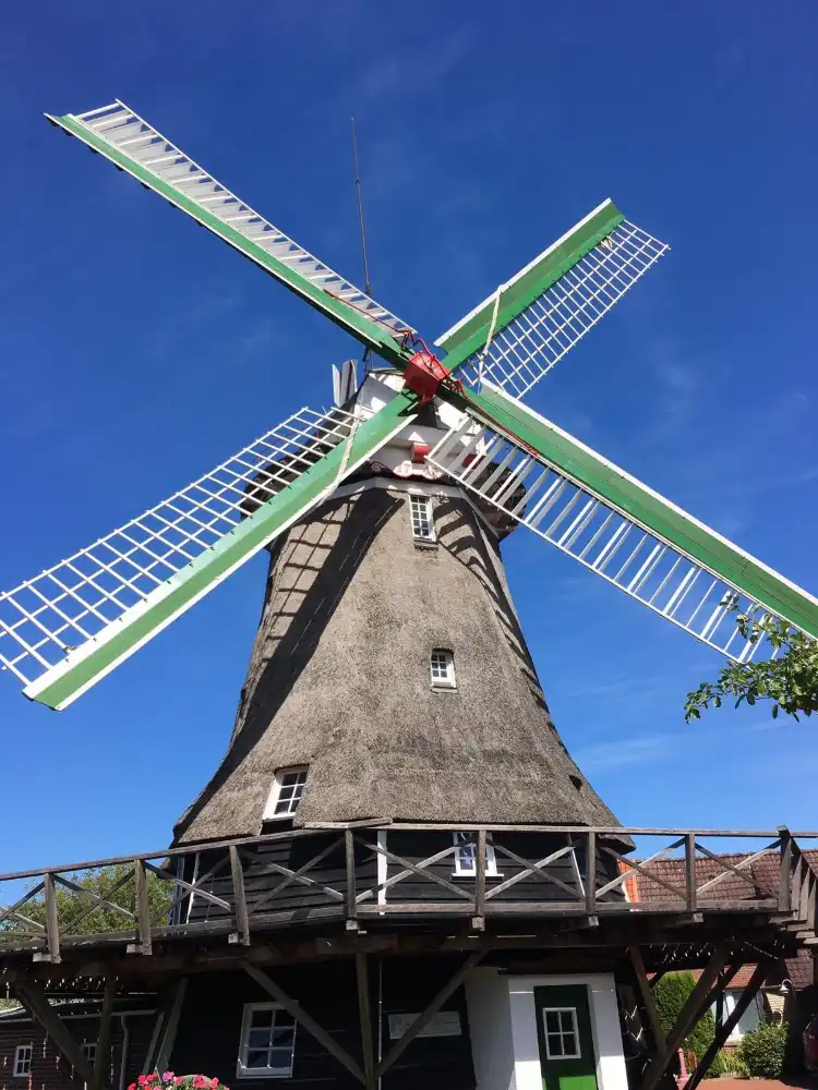 Hotels near FINDUS Flohmarkt + Ankauf aller Art