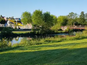 Camping Sarthe La Sittelle ouvert à l'année