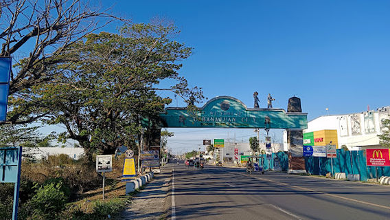 Cabanatuan City Welcome Arch