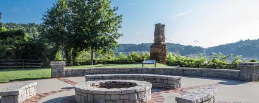 Morgan Falls Overlook Park
