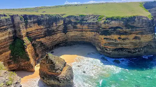 Pantai Penyisok