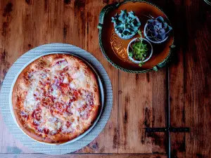 Diófa Vendéglő és Pizzéria / Rábapatona / Bilibáncs Alapítvány