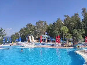 Neropolis (Νερόπολη) water park