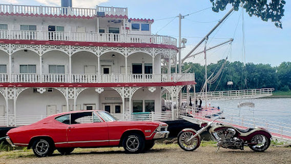 Havana Riverfront Park