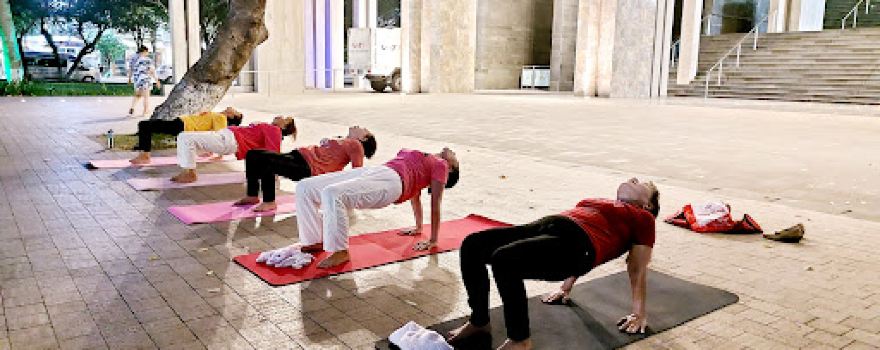 Clb yoga Lương Nguyễn