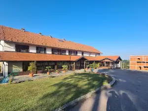 Franjevački samostan Plehan
