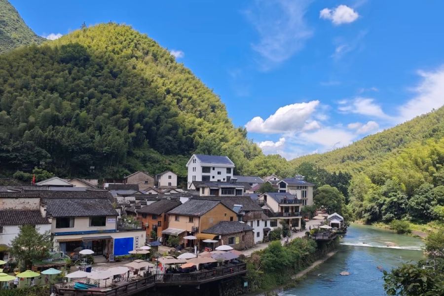 蘆茨村