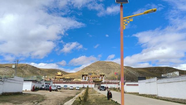 Xiadari Temple, Zeku County, Qinghai Province