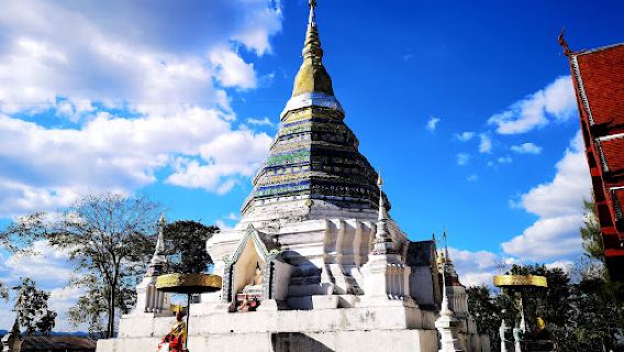 Wat Phra That King Kaeng