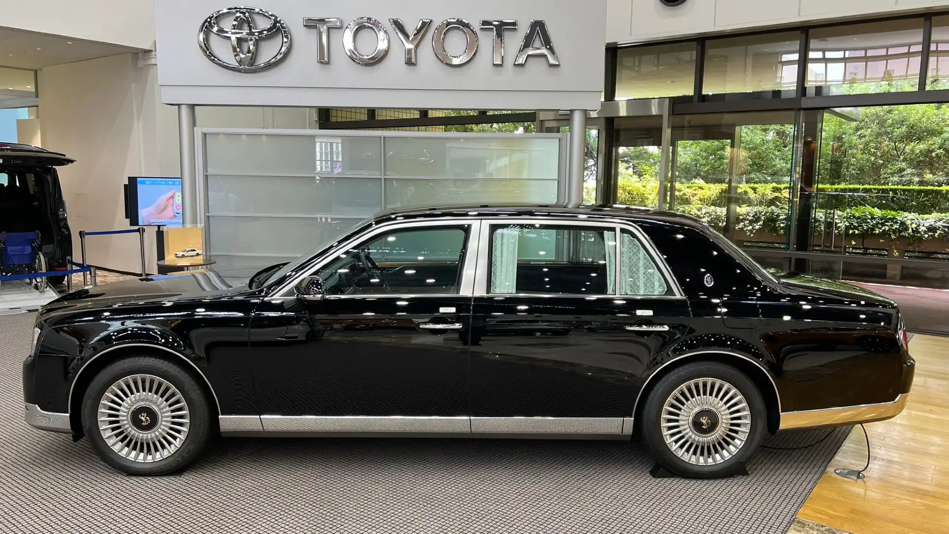 Hotel dekat Toyota Kaikan Exhibition Hall