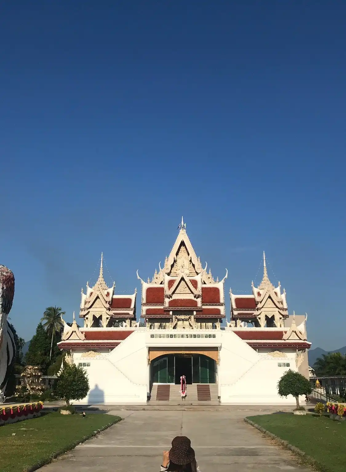 Hotels near Wat Chedi (Ai Khai)