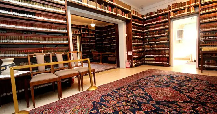 Hotels near Ben-Gurion House