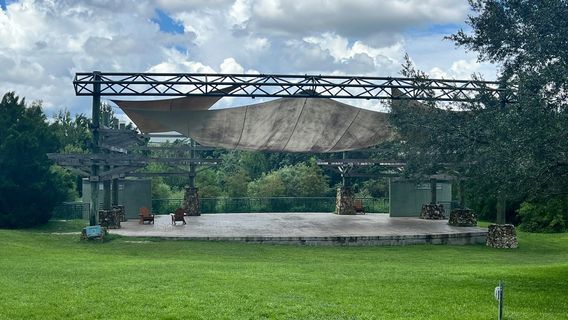 Mead Botanical Garden