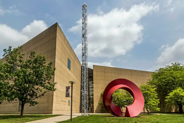 Các khách sạn gần Indiana University Art Museum