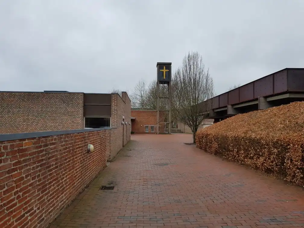Hotels near Hannerup Kirke