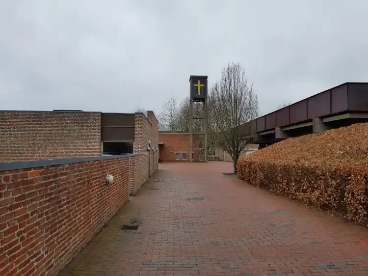Hotels near Hannerup Kirke