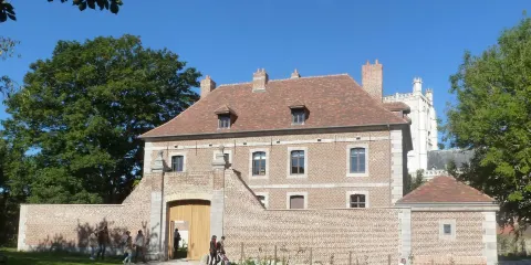 La Motte Castrale Et Sa Prison