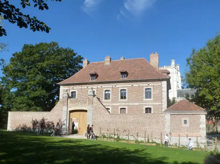 Hotels in der Nähe von prison de la motte castrale